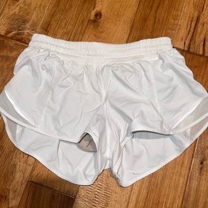 white lululemon hotty hot